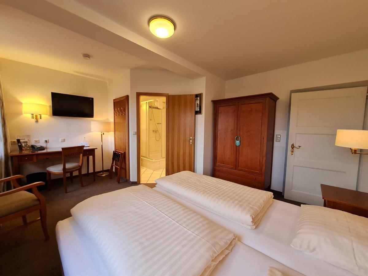 Hotel Waldquelle - Baumhaushotel Aerzen Екстериор снимка