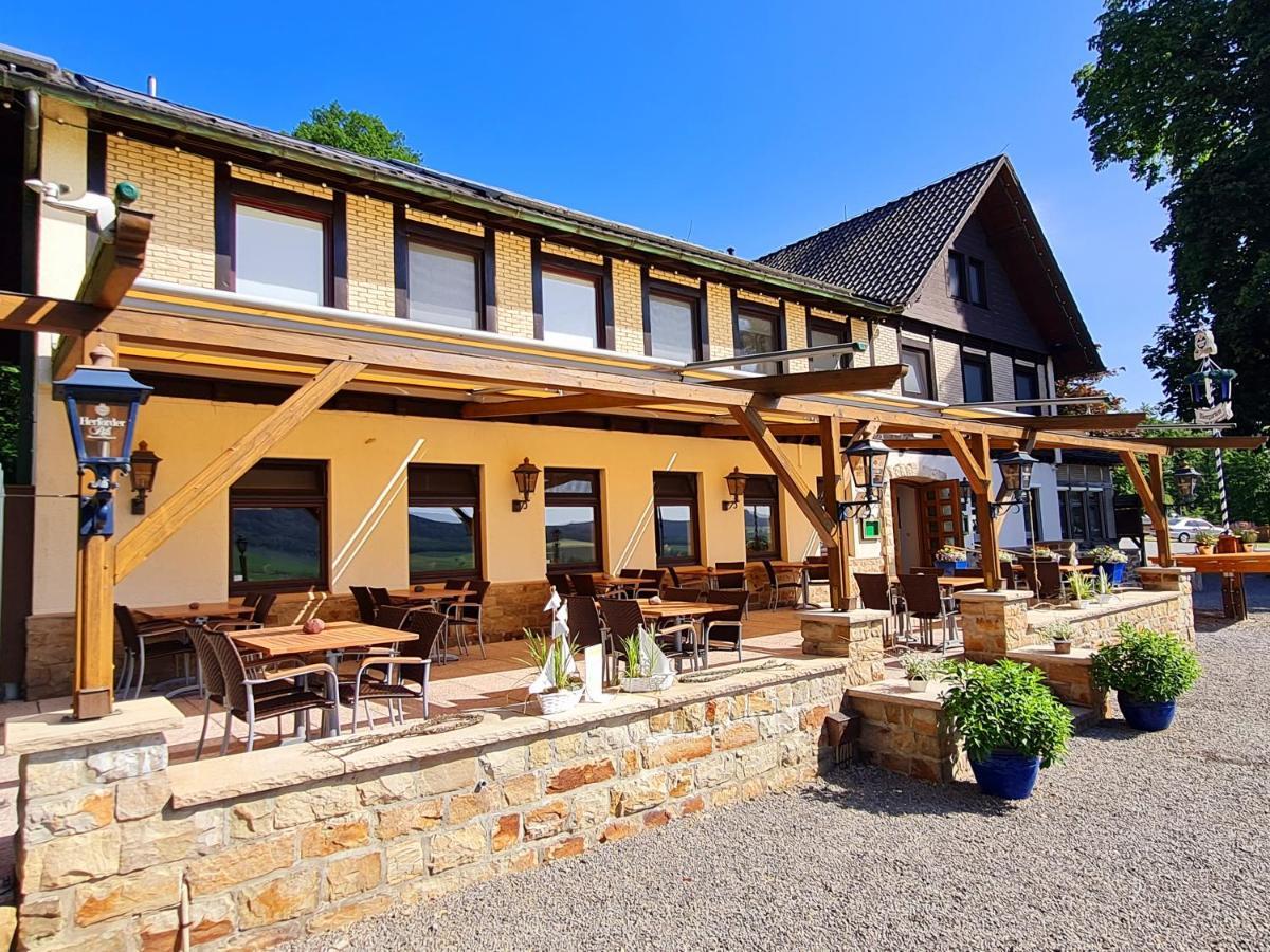 Hotel Waldquelle - Baumhaushotel Aerzen Екстериор снимка