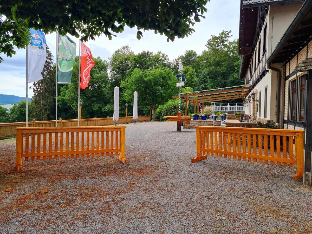 Hotel Waldquelle - Baumhaushotel Aerzen Екстериор снимка