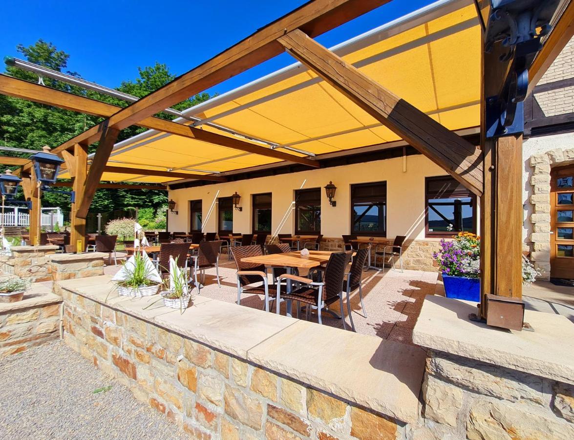 Hotel Waldquelle - Baumhaushotel Aerzen Екстериор снимка