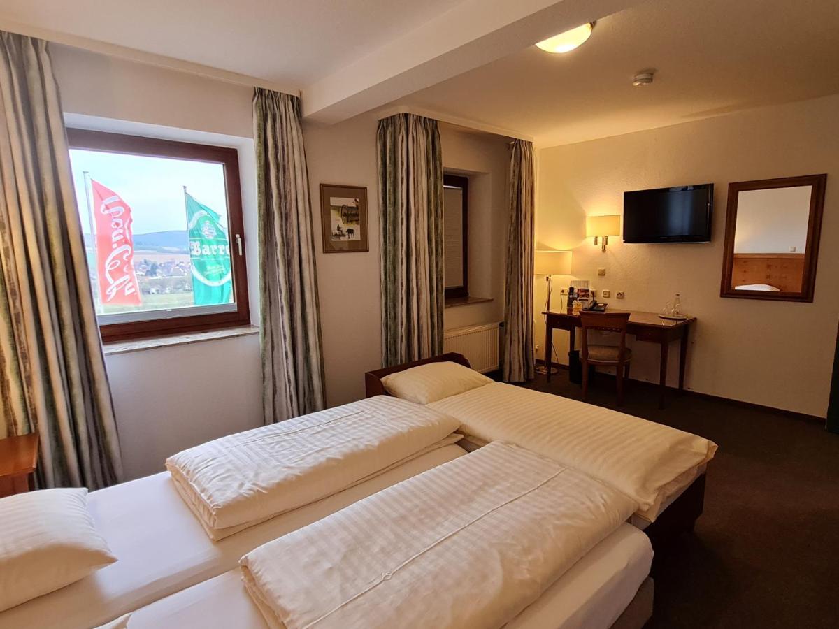 Hotel Waldquelle - Baumhaushotel Aerzen Екстериор снимка