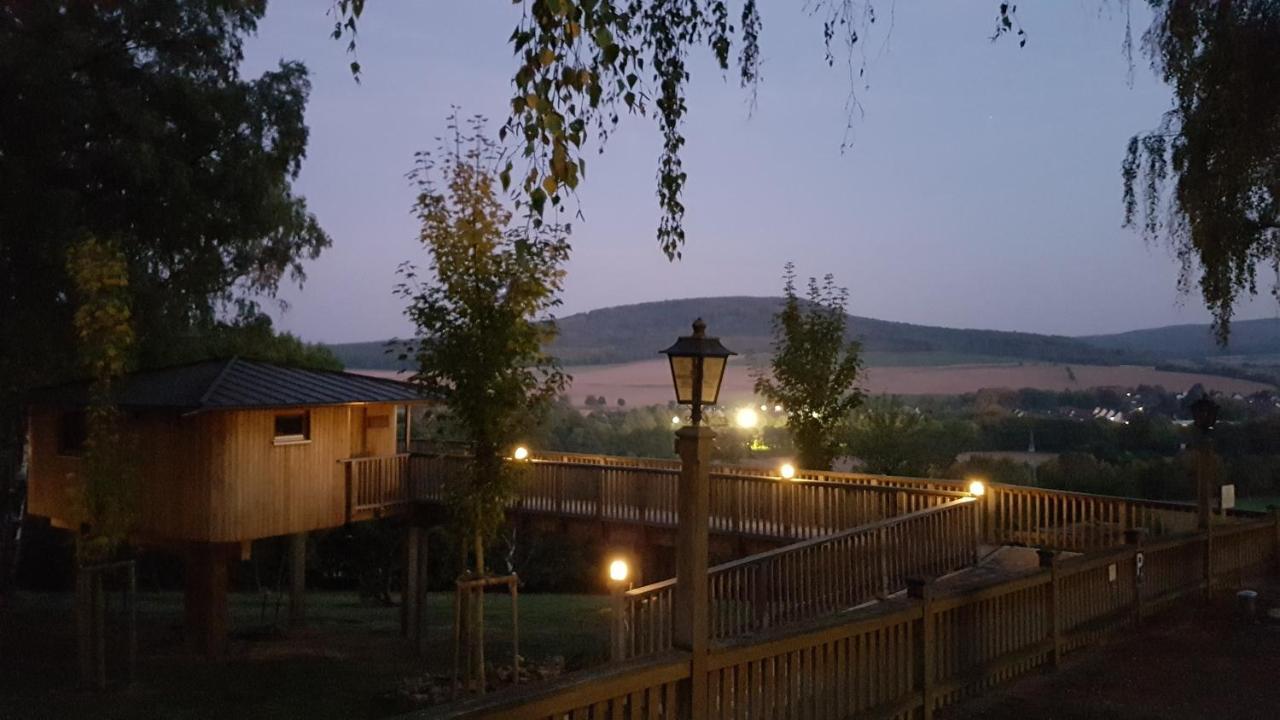 Hotel Waldquelle - Baumhaushotel Aerzen Екстериор снимка